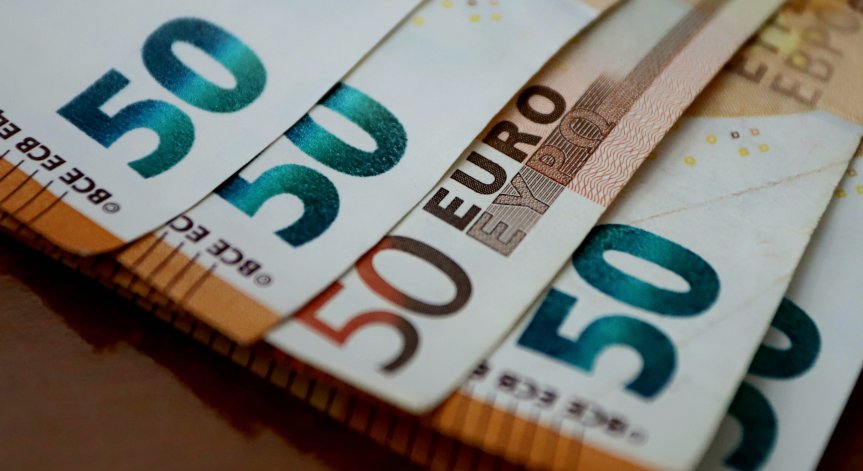 На високо ниво поздравиха България за напредъка по приемането на еврото