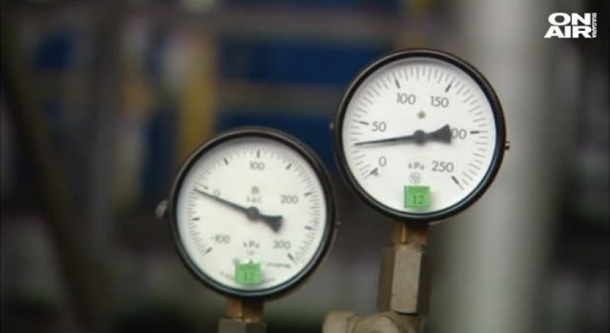 Парното и топлата вода няма да поскъпнат