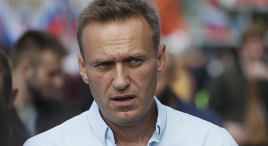 Навални ще се върне в Русия на 17 януари, въпреки че го заплашва затвор