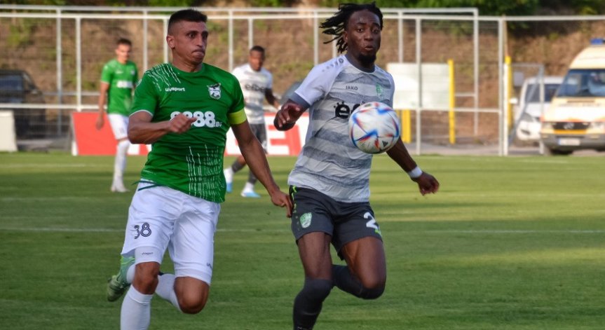 Руски тим с неустоима оферта към голмайстора на 