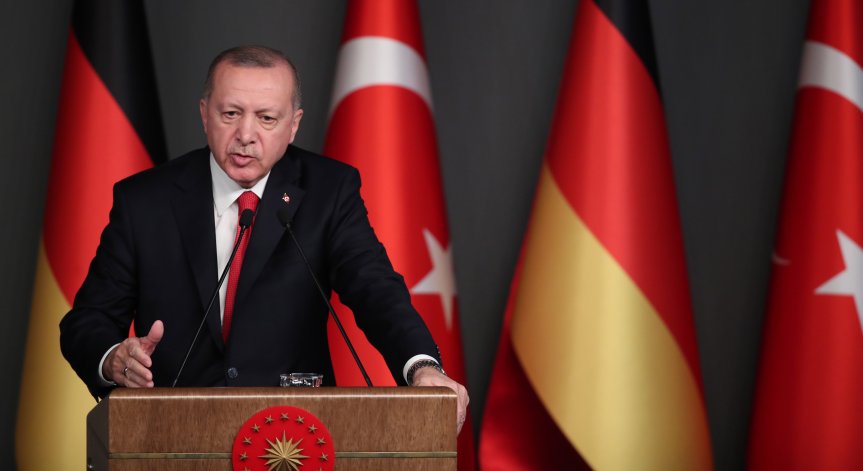 Ердоган заплаши, че Турция може да започне нова военна операция в Сирия