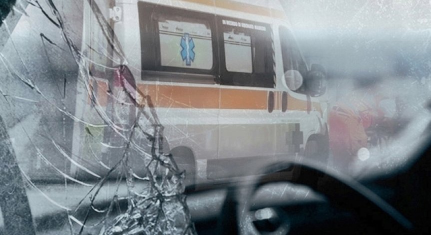 Двама пострадаха при катастрофа на АМ 