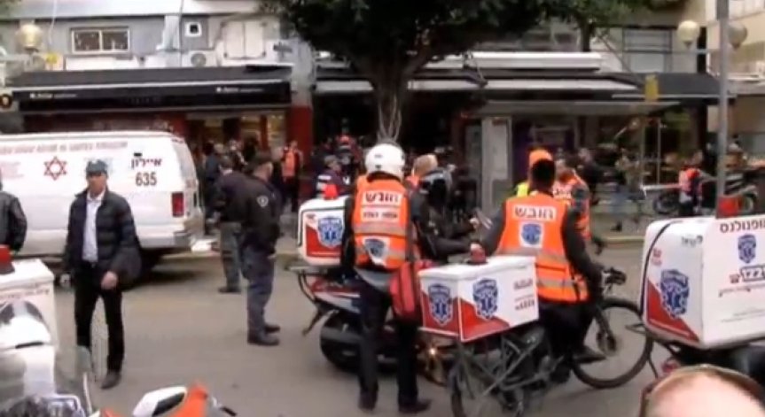 Двама загинали след стрелба в Тел Авив