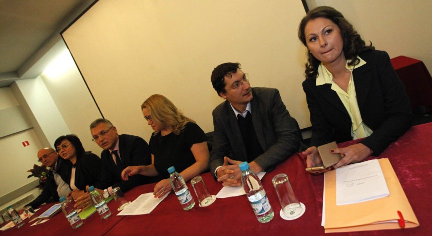 Националният съвет на БСП бистри ситуацията в страната