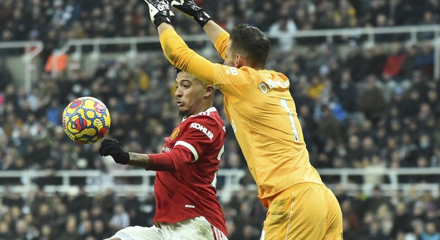 Омикрон спря пореден мач от Висшата лига