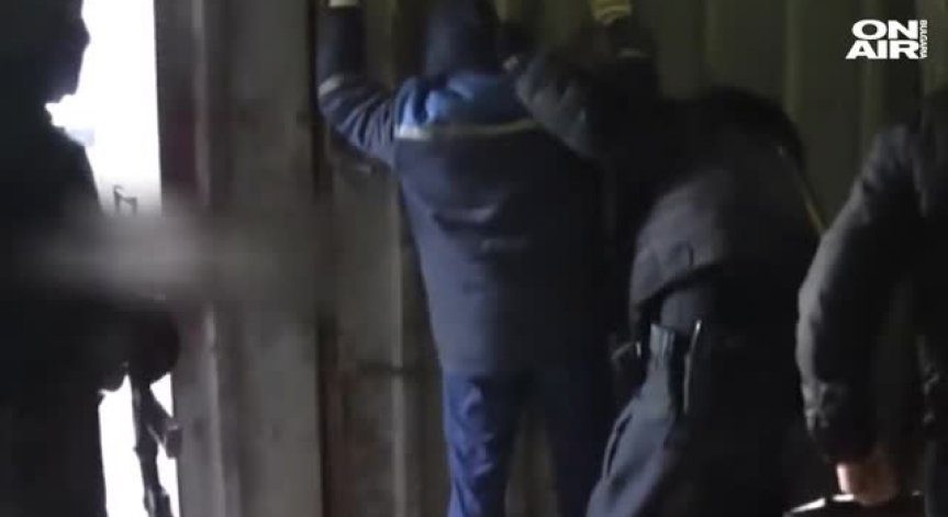 Разбиха терористична клетка на ИДИЛ, планирала атентати в Русия