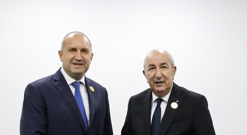Алжир е готов да доставя втечнен газ на България