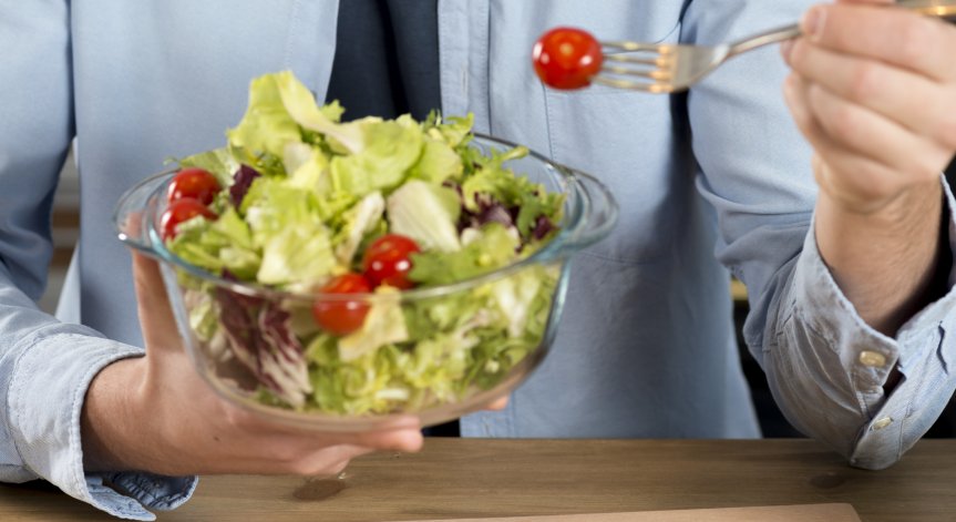 Салатата е здравословен избор с много фибри и малко калории.