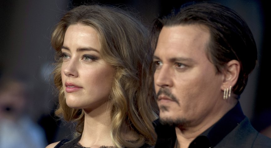 Взаимно насилие между Джони Деп и Амбър Хърд, тя го биела посягала, за да го задържи
