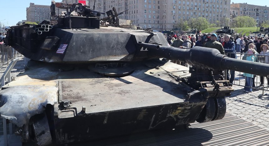 Танк Abrams бе унищожен от руснаците.
