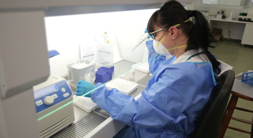 Първи случаи на новия по-заразен подвариант на Омикрон у нас