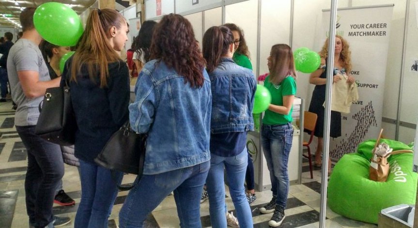 Водещият сайт Rabota.bg среща студенти с топ работодатели на 16 и 17 април