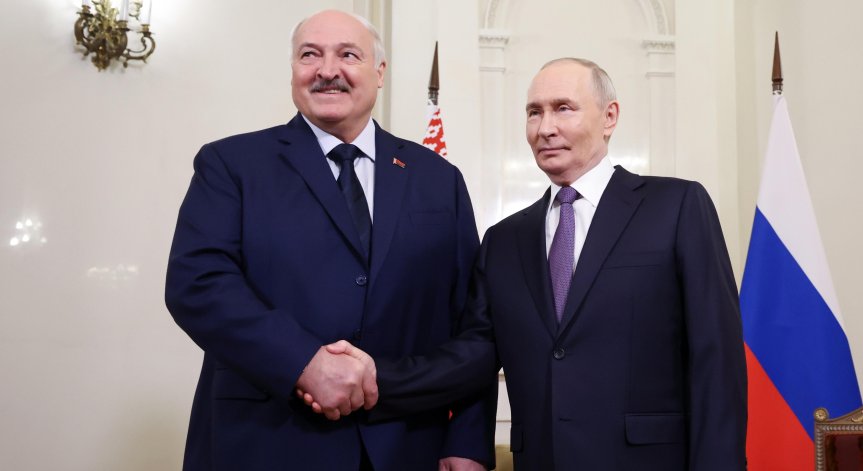 Путин се срещна с Лукашенко, Зеленски призова за мир след нови жертви в Украйна
