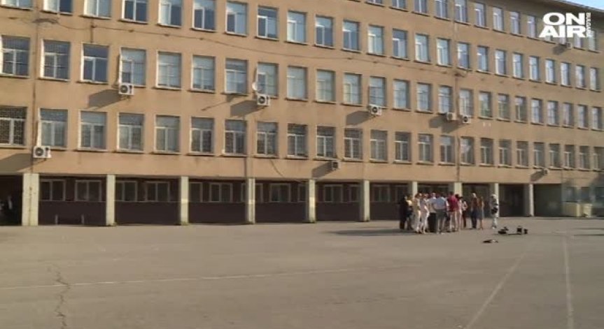 След протеста в СМГ: Недоволните родители на среща в Столичния инспекторат