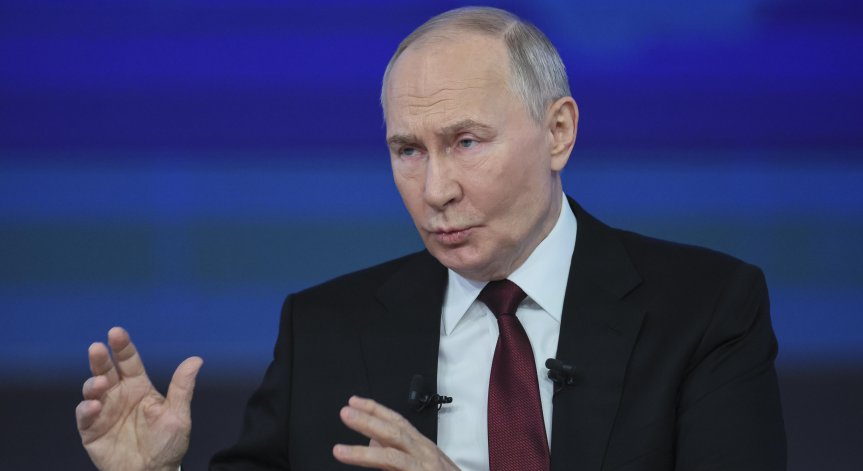 Островът не се продава, каза премиерът на Гренландия.