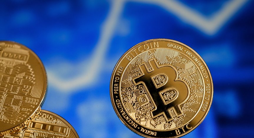 Прогноза: Биткойнът ще достигне близо милион долара в следващите 10 години