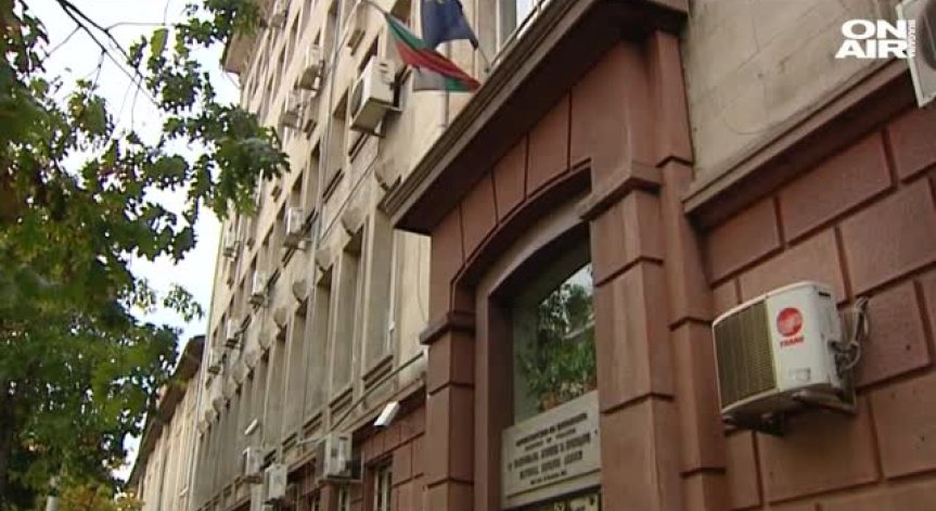 НАП погва 13 000 фирми за укриване на данъци