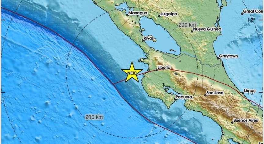 Засега няма данни за жертви и за сериозни материални щети.
