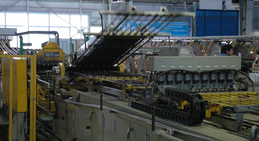 Тревожен спад в индустриалното производство на Япония