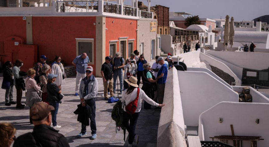 Поради католическия Великден, трафикът от чужбина към Гърция се е увеличил значително.