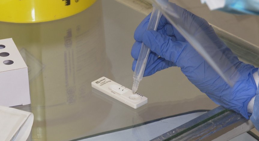 11 антигенни теста за диагностика на Ковид-19 могат да се прилагат в училищата