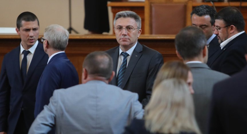 ДПС ще реши как да гласува за кабинета 