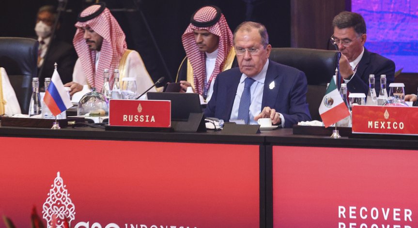 Лавров напусна заседанието на Г-20 заради критики към Москва