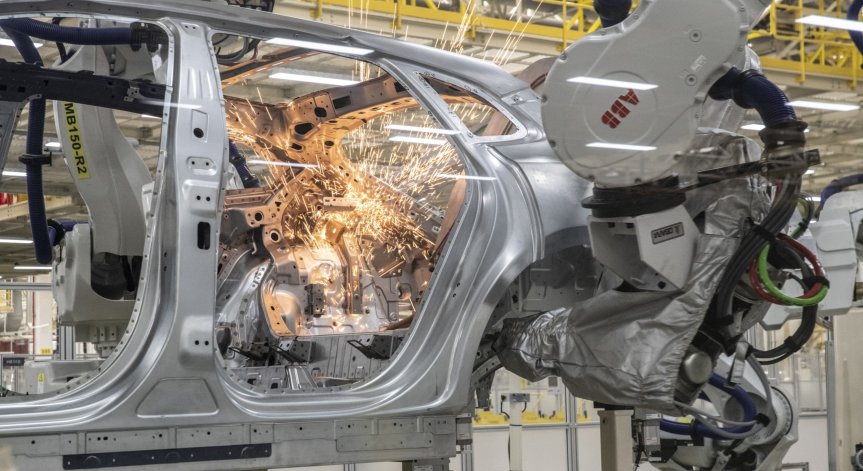 Китай с мащабен план - превзема света с роботи