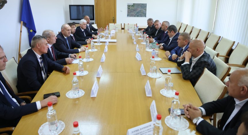 Радев: Догодина вече няма да говорим за водна криза в Плевен