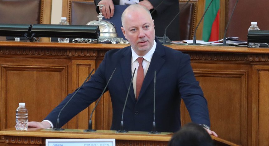 Росен Желязков: Ще приемем законите, гарантиращи въвеждането на еврото