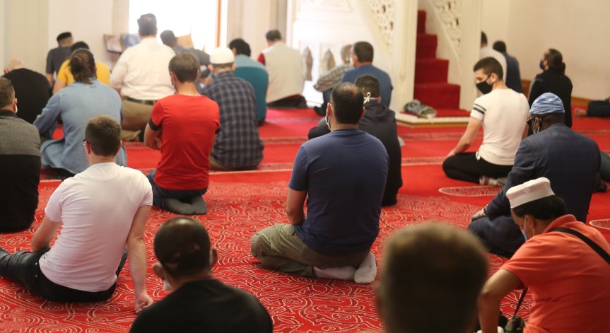 Джамиите в България отварят врати за празника Рамазан Байрам