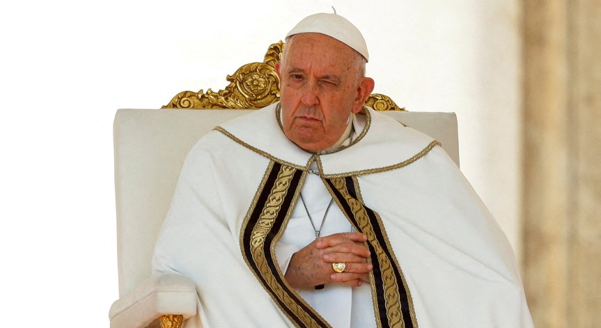 Франциск е благодарен на молитвите на хората.