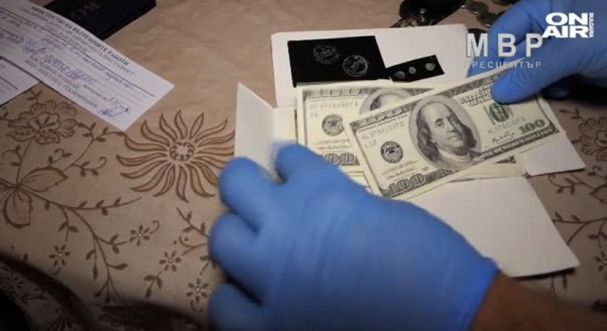 Хванаха печатница за пари и фалшиви $1,3 млн. край Варна