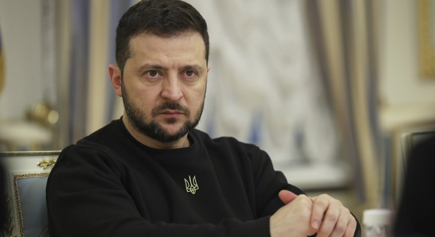 Зеленски подписа Закона за малцинствата, приближаващ Украйна до ЕС