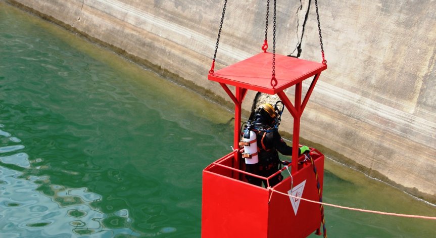 Изпускат язовир Кричим, хора и животни трябва да се изведат от коритото на Въча
