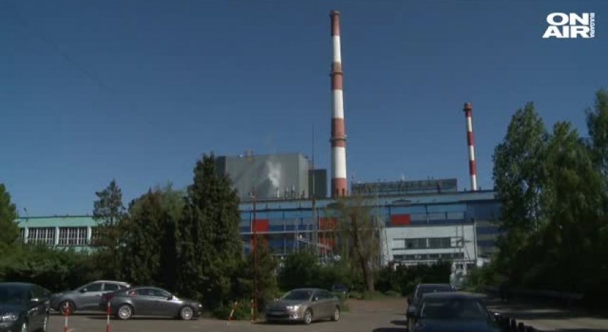Повече от 200 спасители издирват изчезналите миньори в Полша