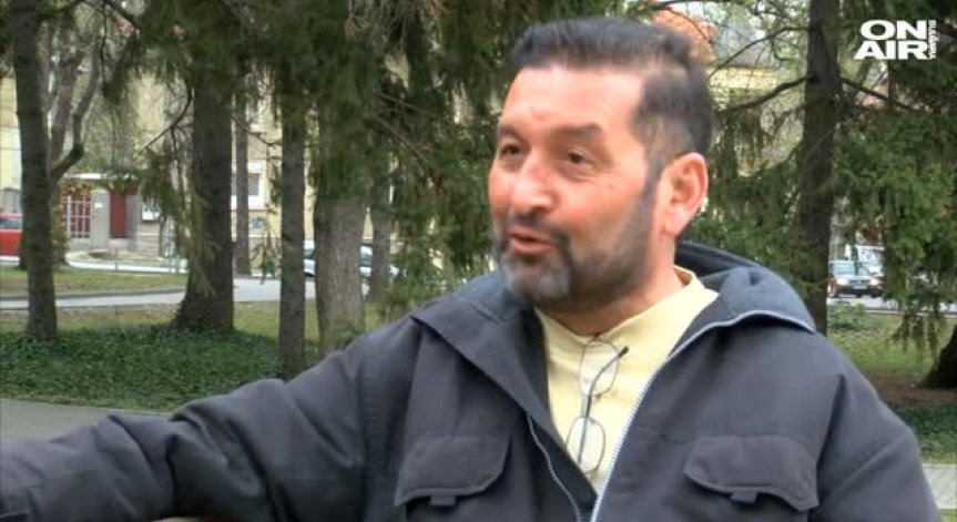 Православен свещеник от ромски произход посвещава 30 години на християнството