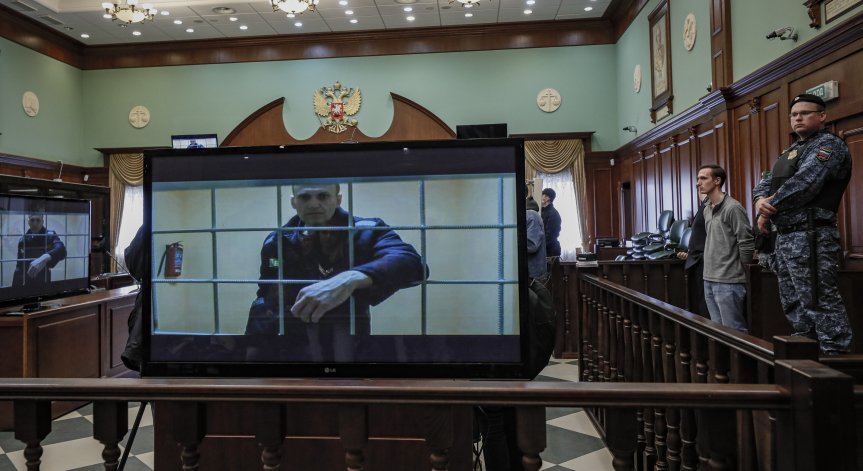 Адвокатът на Навални: Отслабна с 8 кг за дни - неизвестна болест, която никой не лекува