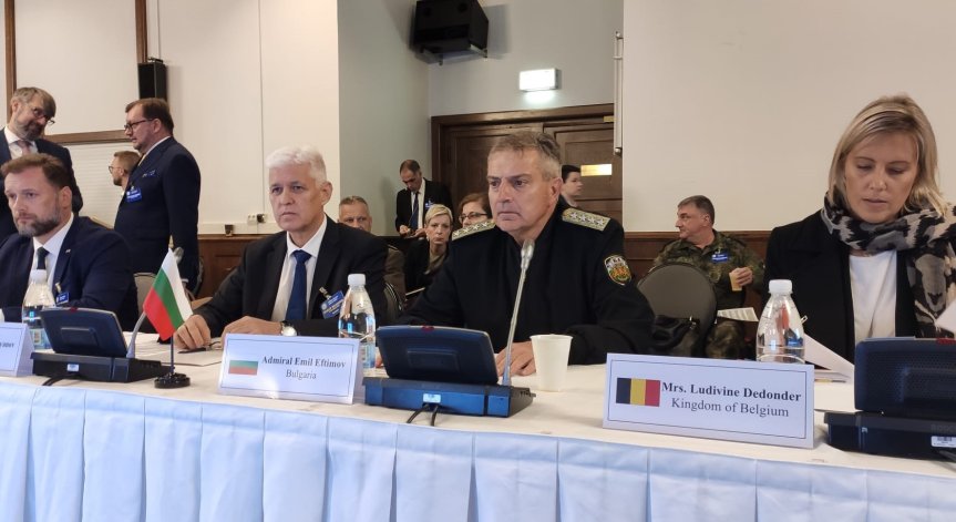 МО: България оказва хуманитарна и военно-техническа помощ на Украйна