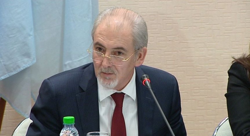 ДПС залага на най-малко три плюс един евродепутати през май