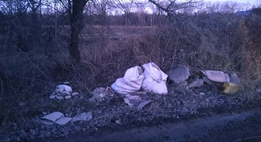 Питане от Helpbook: Кой изхвърли боклука си до къмпинг Враня?