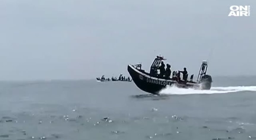 2 тона кокаин, скрити в подводница, спипаха властите в Перу