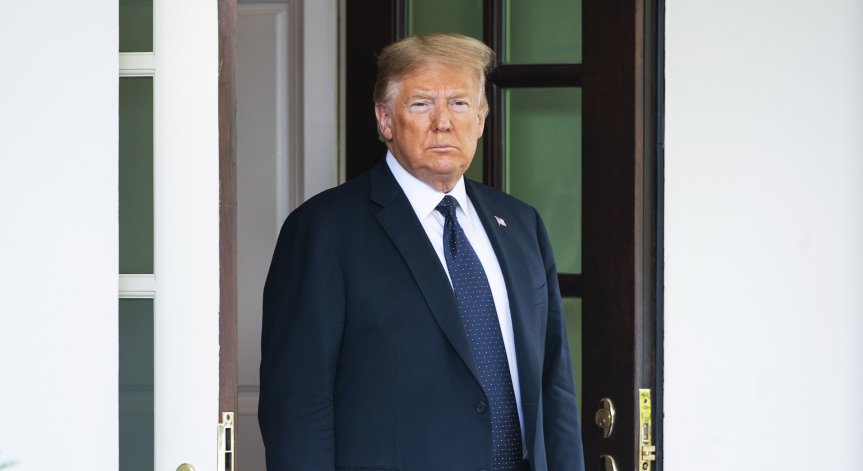 Чомски: Тръмп е най-големият престъпник в историята, гангстерът в Белия дом