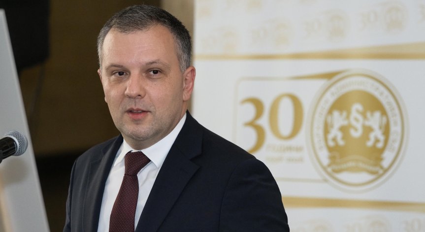 Правосъдният министър поиска отстраняването на Емилия Русинова от СГП