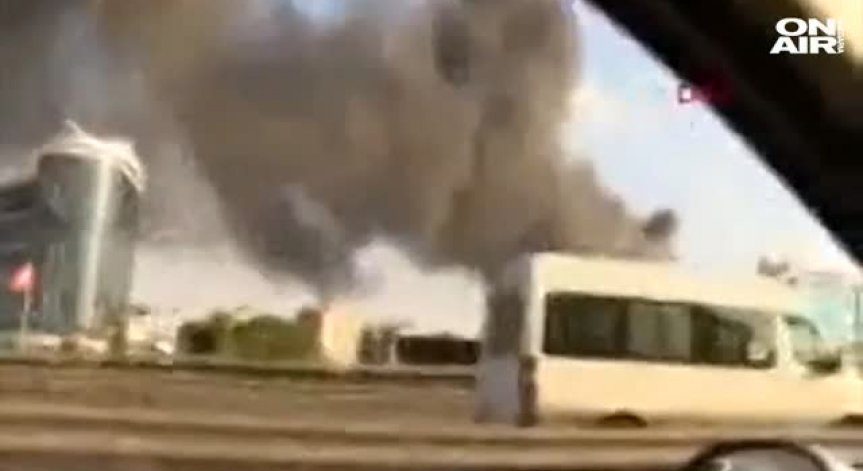 Фабрика в Истанбул изгоря до основи