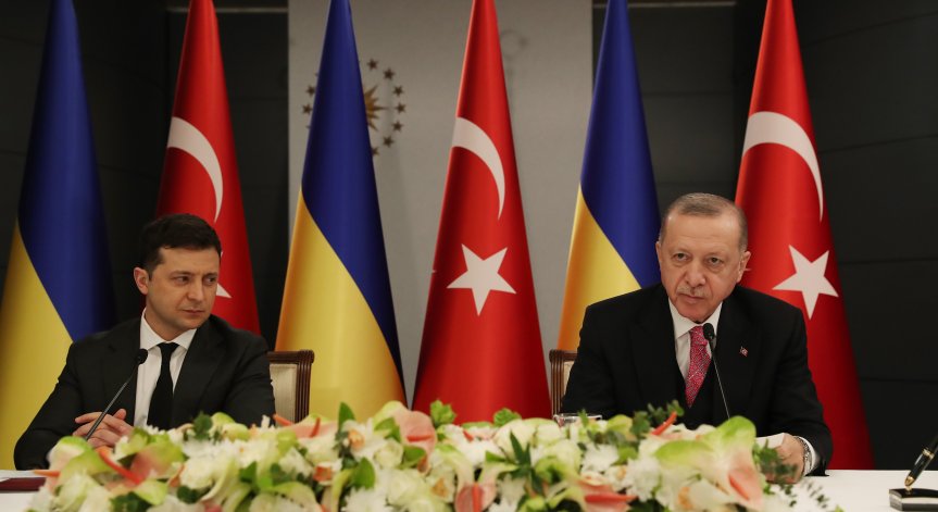 Ердоган към Зеленски: Турция желае мирно Черно море