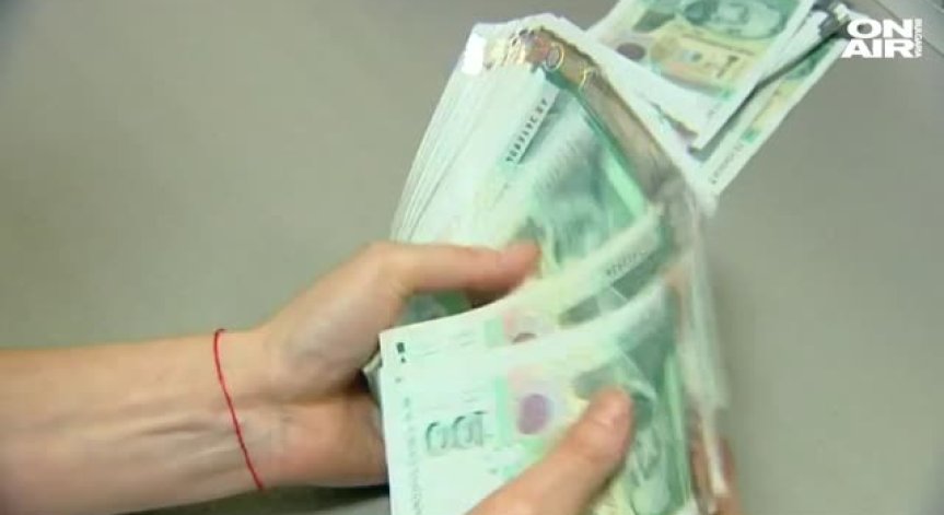 Българският данъкоплатец губи дни в полза на държавата