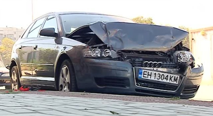 24-годишна пияна шофьорка помете шест коли във Варна