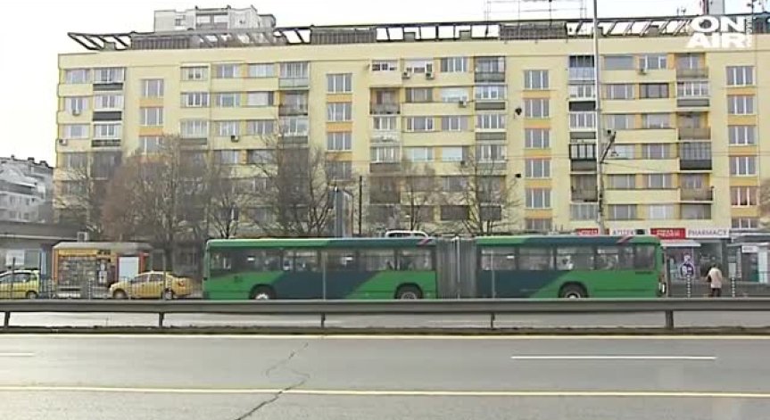 Денонощен контрол: Караш в бус лента в София - 50 лева глоба (обновена)