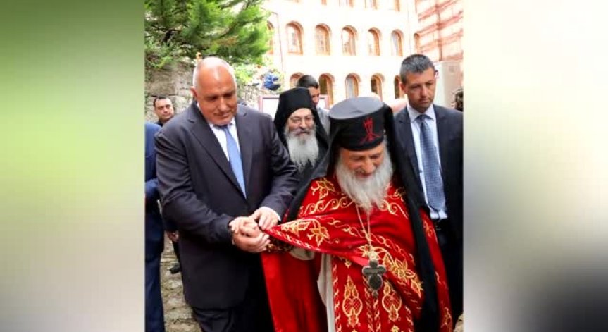 Премиерът призова духовниците в Света Гора да пазят българския дух